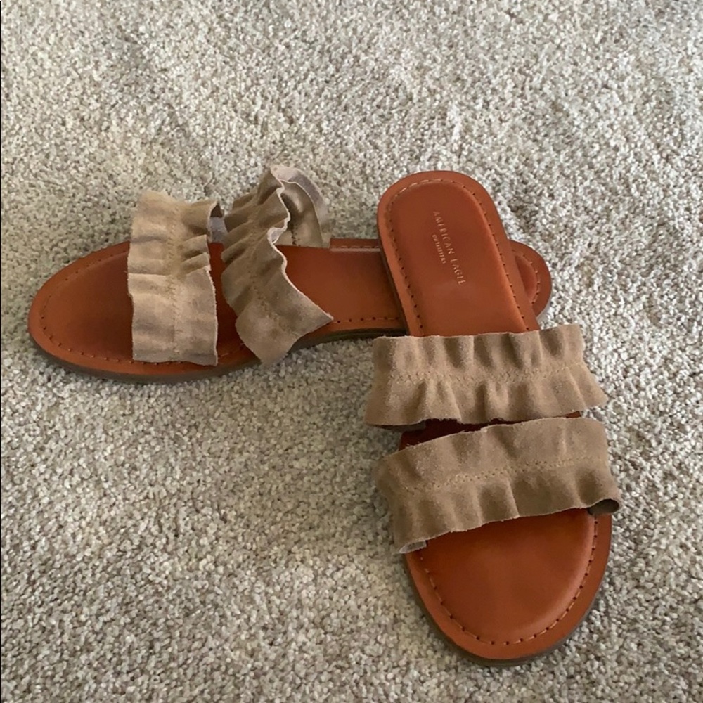 American Eagle Sandals